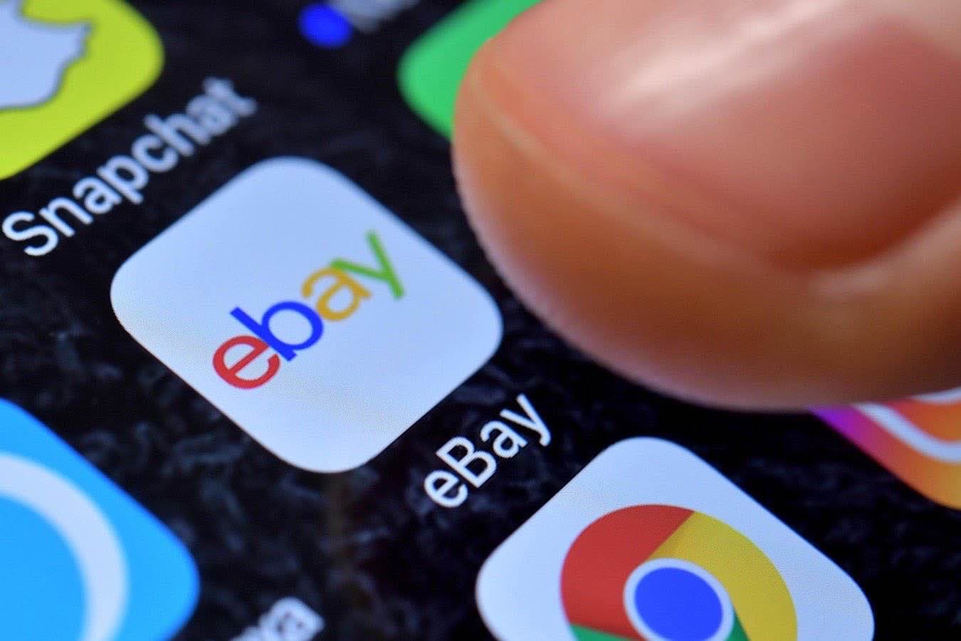 GameStop prepara un’offerta per eBay (che però vale 4 volte di più)