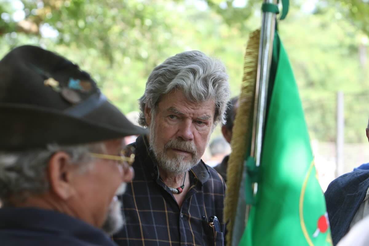Il Comune che ha chiesto a Messner 190mila euro di affitti arretrati: «Non paga dal 2014»