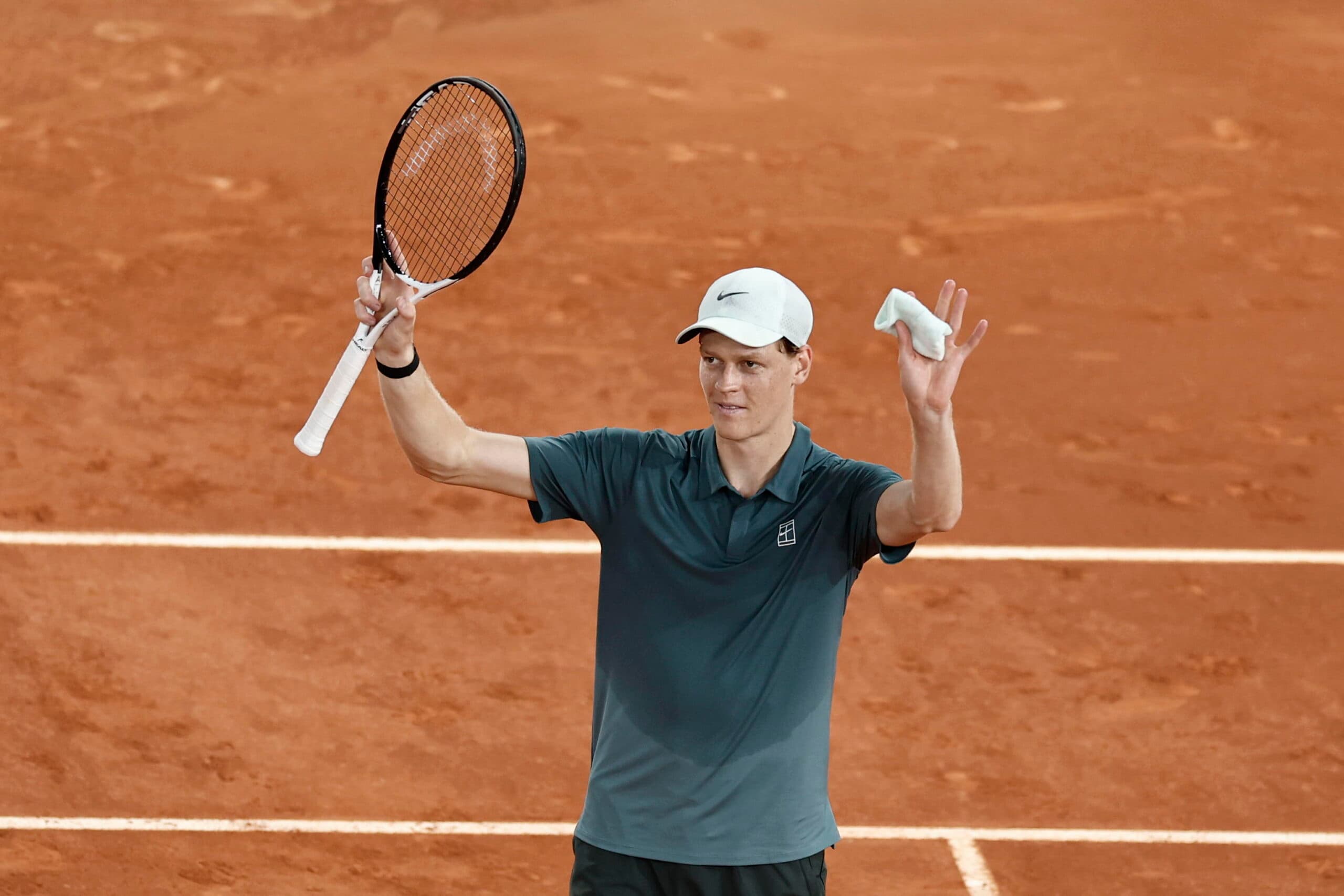 Sinner trionfa contro il francese Fils e vola in finale ai Masters 1000 di Madrid