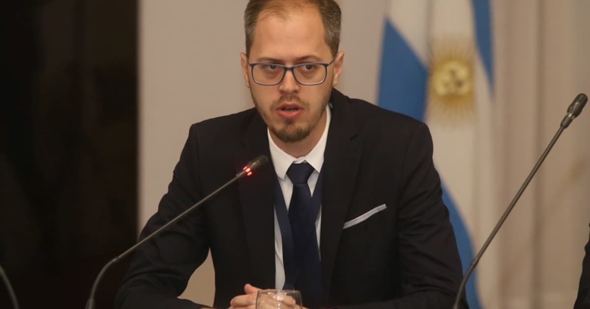 El gobierno oficializó al nuevo presidente de la Unidad de Información Financiera (UIF): quién es Matías Álvarez