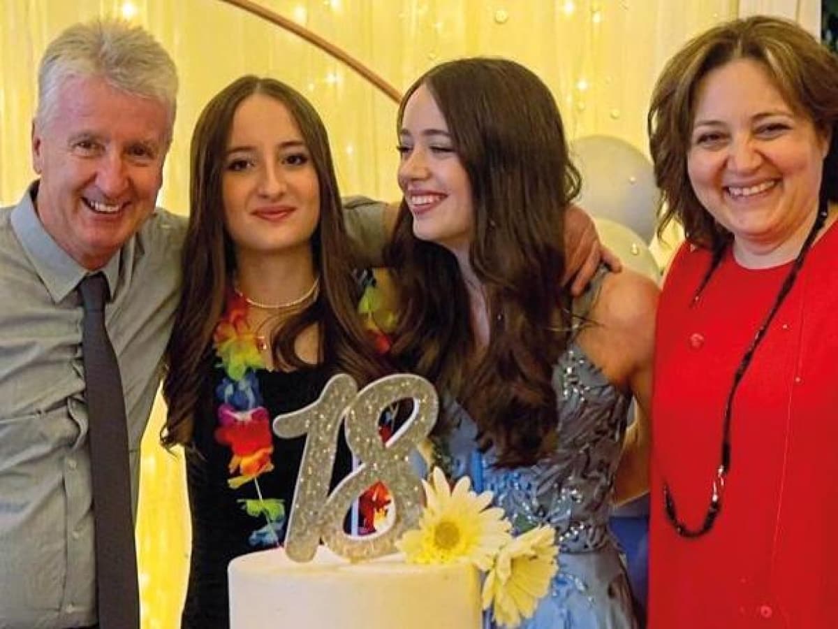 L’omicidio con la ricina e la tesi dell’incidente: «Antonella e Sara hanno fatto flebo a casa»